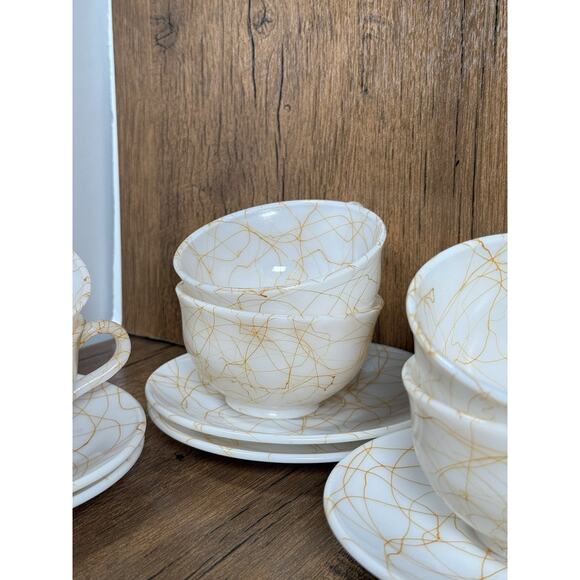 Vintage Hazel Atlas Milk Glass Butterscotch Spaghetti String Drizzle 6 Tea Cups - Picture 3 of 8